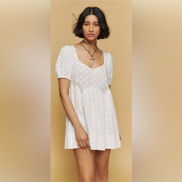 Urban Outfitters Kimchi Blue Maci Polka Dot Mini Dress White Size Small Boho - Picture 13 of 13